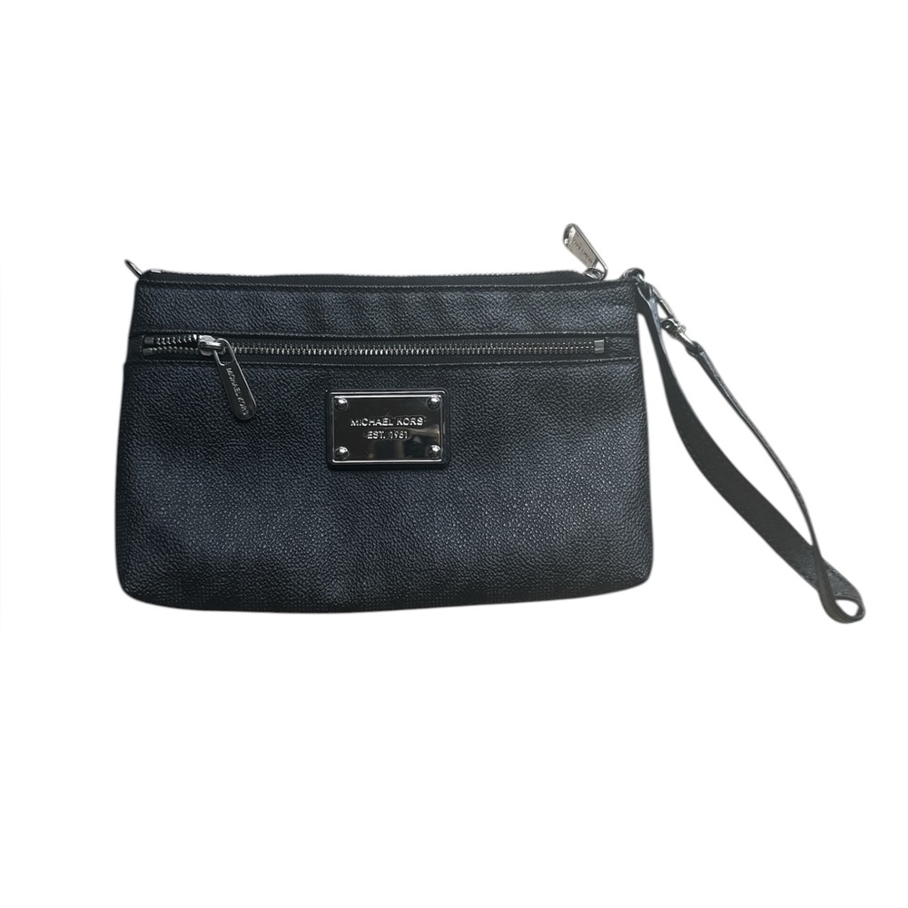 Michael Kors Black Pebbled Leather  jet set Wristlet Clutch handbag 8x5